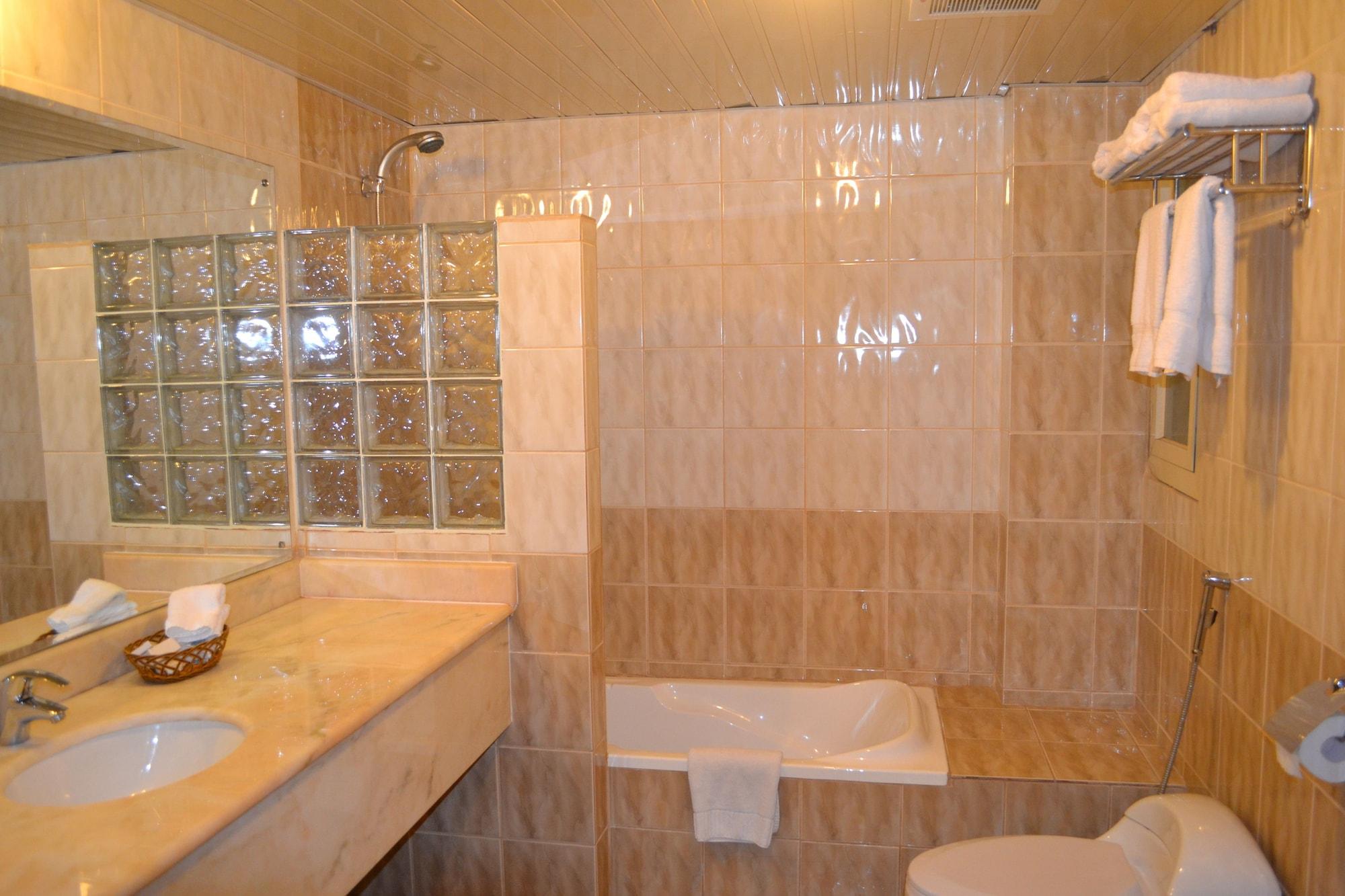 Bilqase Throne Hotel Dammam Extérieur photo